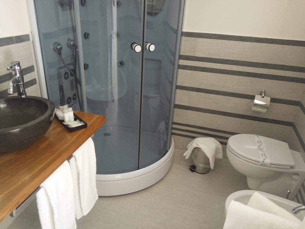 Mina Accomodation Tropea Bagian luar foto